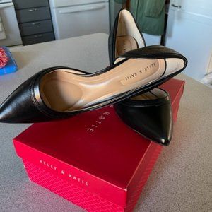 Kelly & Katie Black leather pumps